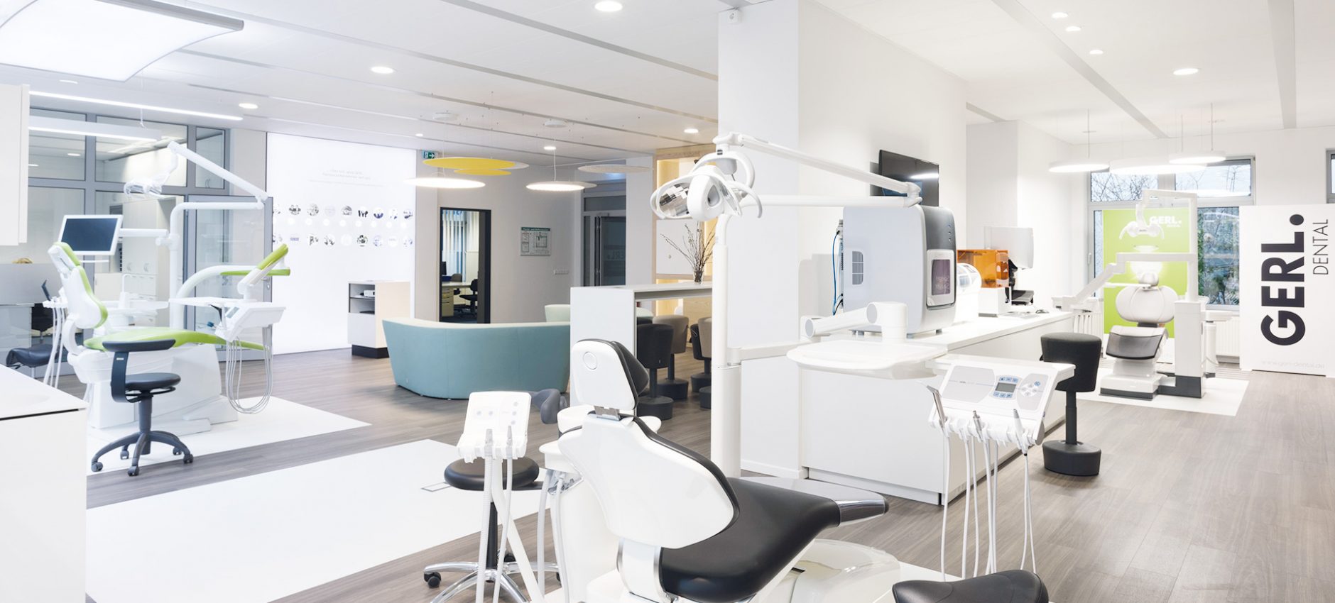 0017_GERL_DentalShowroom_Zaehne_1920x1000_72dpi.jpg